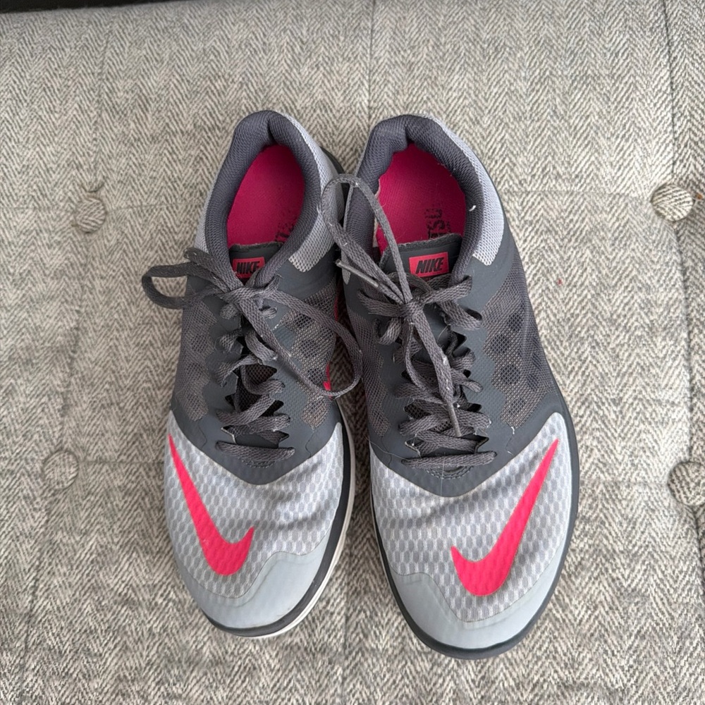Nike Gray Sneakers with Pink Swoosh and Liner